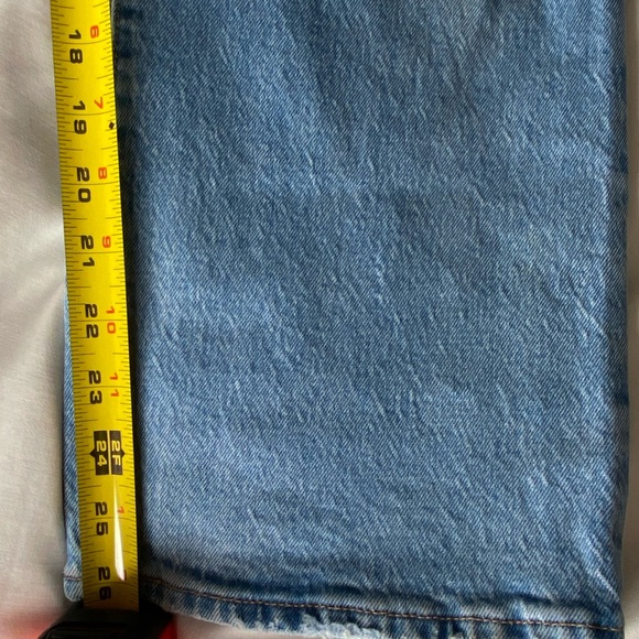 Levi’s Distressed Denim - Picture 6 of 7